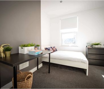 Room in a Shared House, Estcourt Terrace, LS6 - Photo 3