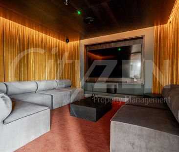 VISTA RIVER GARDENS, Trinity Way, Manchester - Photo 1