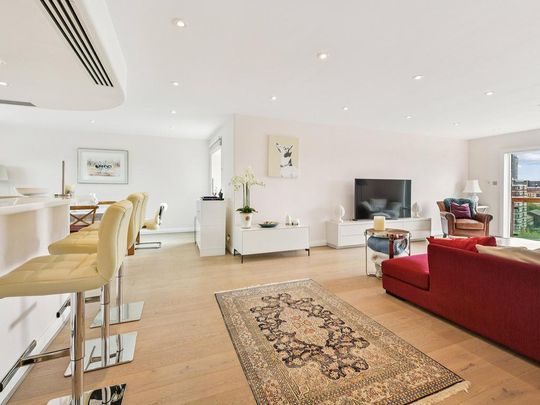 3 bedroom penthouse to rent - Photo 1