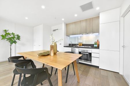 Rare One Bedroom in the Landmark 'Tower Residences' - Photo 3