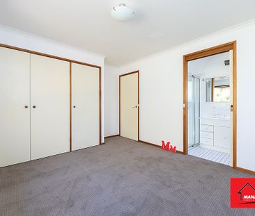 9 Macnamara Place, Chisholm ACT 2905 - House For Rent | Domain - Photo 4