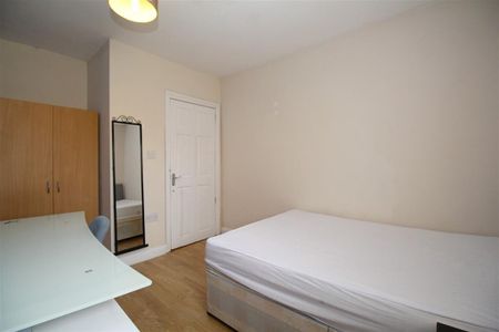 9 bedroom house share to rent - Photo 2