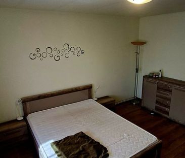 3 camere UltraCentral , mobilat / utilat , finisaje moderne - Fotografie 4