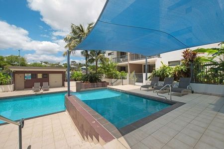 Top Floor Apartment at Fairfield - Photo 3