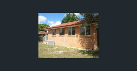 Walking to Carlingford High School with air con - Photo 4