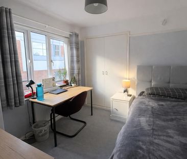21 Well Street - Photo 5
