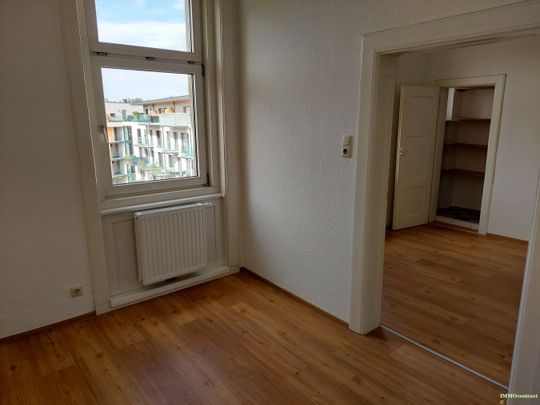Großzügige Wohneinheit 112m² mit kleiner Loggia in Steyr - Photo 1