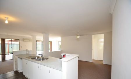 59 Foxton Boulevard, High Wycombe WA 6057 - Photo 2