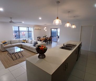 19 Rolland Pde, Warner QLD 4500 - House For Rent - $785 | Domain - Photo 3