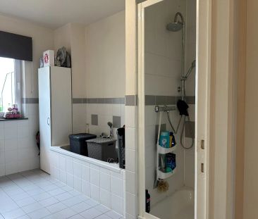 Appartement met twee slaapkamers en garagebox te Wielsbeke - Foto 2