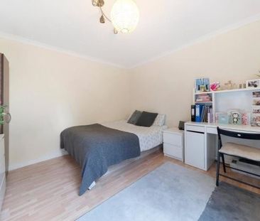 Room in a Shared Flat, Cape Yard, E1W - Photo 4