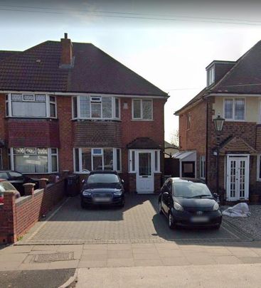 3 Bed Semi-Detached House, Gilbertstone Avenue, B26 - Photo 1