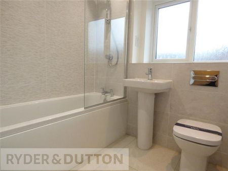 3 bedroom detached house to rent - Photo 2