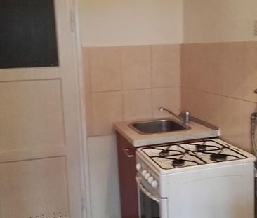 Słoneczna kawalerka w cichym zakątku Kazimierza - Zdjęcie 2