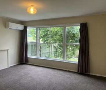 Four bedroom home available now! - Photo 3