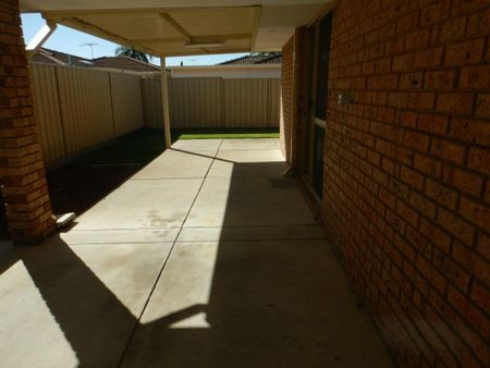 Comfortable, Neat & Tidy Home - Photo 5