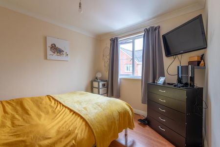4 bedroom detached house to rent - Photo 5