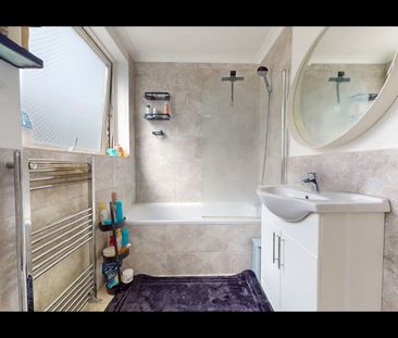 Room in a Shared House, Avenons Road, E13 - Photo 6