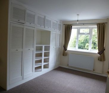 2 bedroom maisonette to rent - Photo 1
