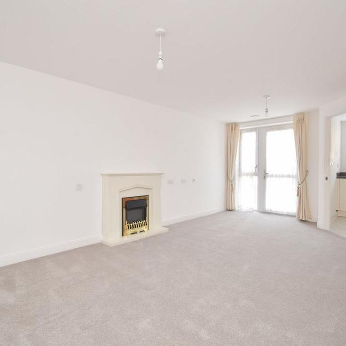 2 bedroom retirement property to rent - Photo 1