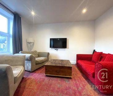 4 bedroom apartment to rent - Photo 6