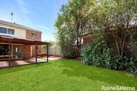 1/42 Luttrell Street, Glenmore Park, NSW 2745 - Photo 3