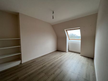 Location maison 5 pièces, 115.00m², Gouesnach - Photo 4