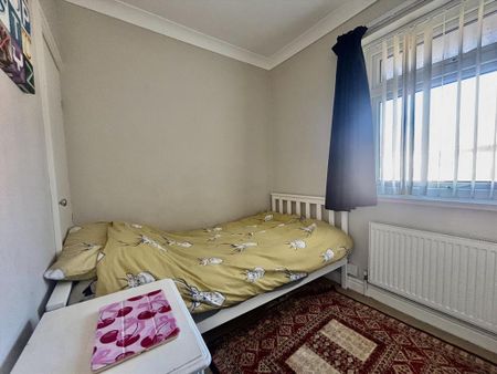 3 bedroom house to rent - Photo 3