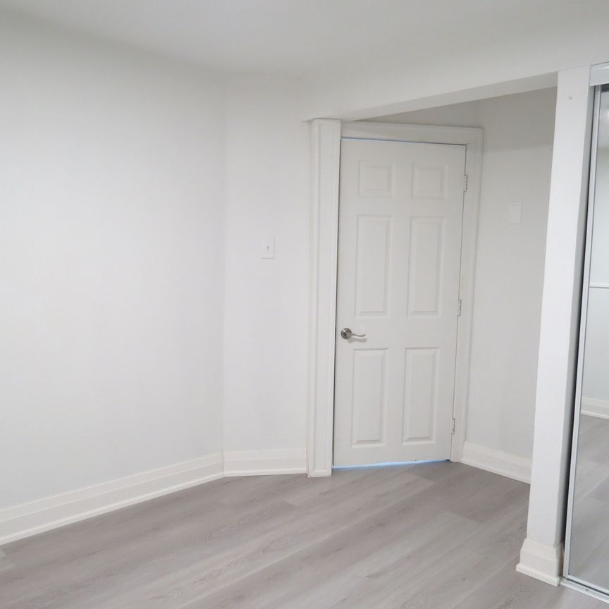 For Lease - 195 Castlebar Crescent, Oshawa, Ontario - Photo 1