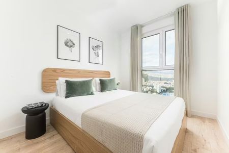 Paseo Martiricos, Málaga, Andalusia 29009 - Photo 3