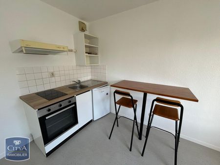 Location Appartement 1 pièce 19m² LAVAL 53000 - Photo 2