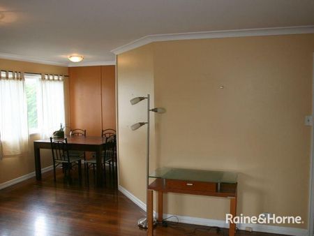 Charming Kenmore Home with Spacious Backyard - Photo 2