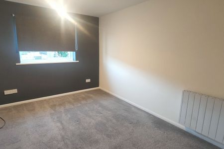 Brackenwood Crescent, BURY ST. EDMUNDS - Photo 4