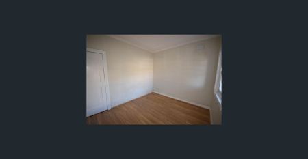 Ground floor 2 bedroom duplex. - Photo 5