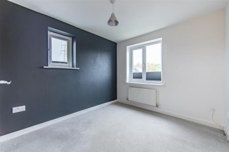 3 bedroom townhouse to rent - Photo 2