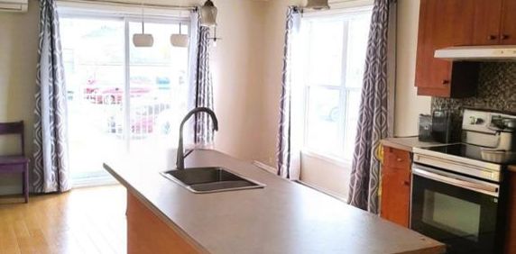 Condo 6 1/2 - Photo 2