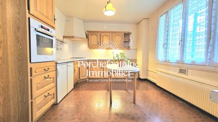 Location Appartement 2 pièces 67m² VERSAILLES 78000 - Photo 3