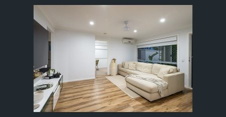 IMMACULATE LAKEFRONT DUPLEX - Photo 2