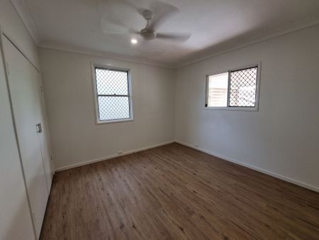 For Rent - Photo 5