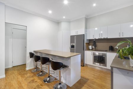 11/46 Buchanan Circuit, Oxenford QLD 4210 - Townhouse For Rent | Domain - Photo 4