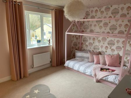 5 bedroom detached house to rent - Photo 5