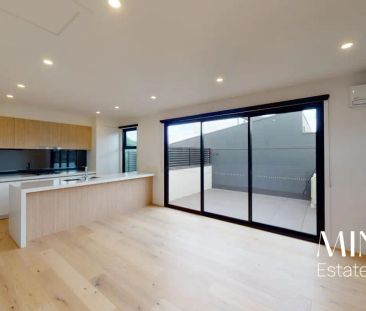 4/40 Elizabeth Street, Coburg VIC 3058 - Photo 3