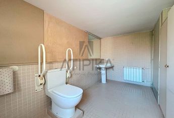 Casa señorial junto a la Clínica Teknon, Barcelona