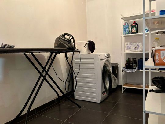 Ruim tweeslaapkamer appartement met een vlotte verbinding naar het centrum van Mol. - Foto 1