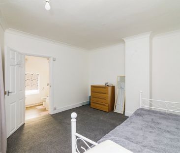 Melbourne Road, Lowestoft - Photo 4