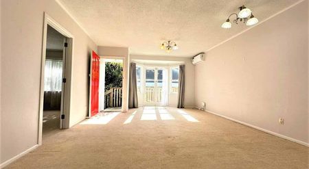 Spacious 1-Bedroom Apartment with Parking in K... - Photo 3
