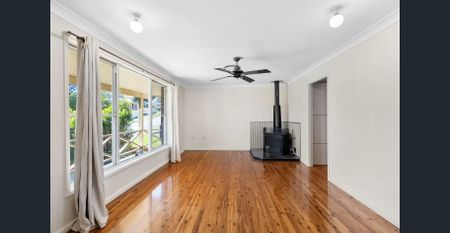 3 Bedroom Home in Penrith - Photo 2