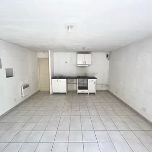 Location Appartement 2 pièces 46m² - Photo 2