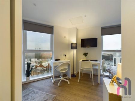 Studio to rent - Photo 5