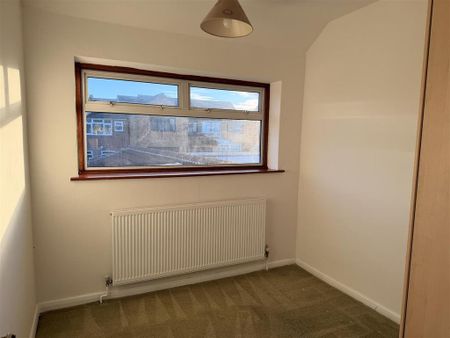 5 bedroom semi-detached house to rent - Photo 5